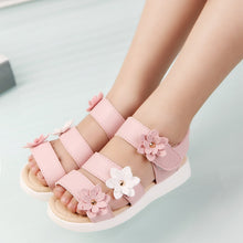 Load image into Gallery viewer, COZULMA Summer Style Children Sandals Girls Princess Beautiful Flower Shoes Kids Flat Sandals Baby Girls Roman Shoes