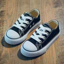 Load image into Gallery viewer, 2017 Canvas Children Shoes Sport Breathable Boys Sneakers Brand Kids Shoes for Girls Jeans Denim Casual Child Flat Canvas Shoes