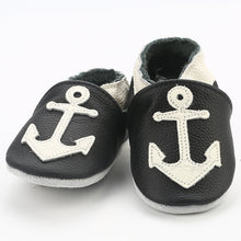 Load image into Gallery viewer, [simfamily]Newborn Boys Girls Soft Genuine Leather Antislip Baby Shoes First Walkers Baby Moccasins 0-24Months Carton Skid-Proof