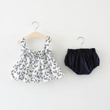 Load image into Gallery viewer, 2018 Newborn Baby Girls Clothes Sleeveless Dress+Briefs 2PCS Outfits Set Striped Printed Cute Clothing Sets Summer Sunsuit 0-24M