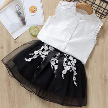 Load image into Gallery viewer, Girls Suits 2019 Summer Style Kids Beautiful Floral Flower Sleeve Children O-neck Clothing Shorts Suit With Belt 2Pcs Clothes