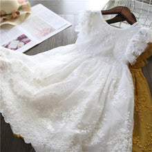 Load image into Gallery viewer, Girls Dress 2019 New Summer Brand Girls Clothes Lace And Flower Design Baby Girls Dress Kids Dresses For Girls Casual Wear 3 8 Y