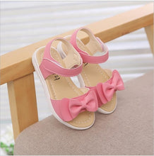 Load image into Gallery viewer, 2019 new children's girls sandals PU leather children's sandals girls anti-skid bow Princess shoes girls summer shoes