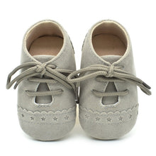 Load image into Gallery viewer, Baby Boy Girl ShoesSoft Sole Crib Sneaker Embroidery Prewalker Sapatos 4 Colors Toddler First Walker Baby Shoes