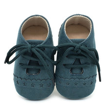 Load image into Gallery viewer, Baby Boy Girl ShoesSoft Sole Crib Sneaker Embroidery Prewalker Sapatos 4 Colors Toddler First Walker Baby Shoes