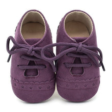 Load image into Gallery viewer, Baby Boy Girl ShoesSoft Sole Crib Sneaker Embroidery Prewalker Sapatos 4 Colors Toddler First Walker Baby Shoes